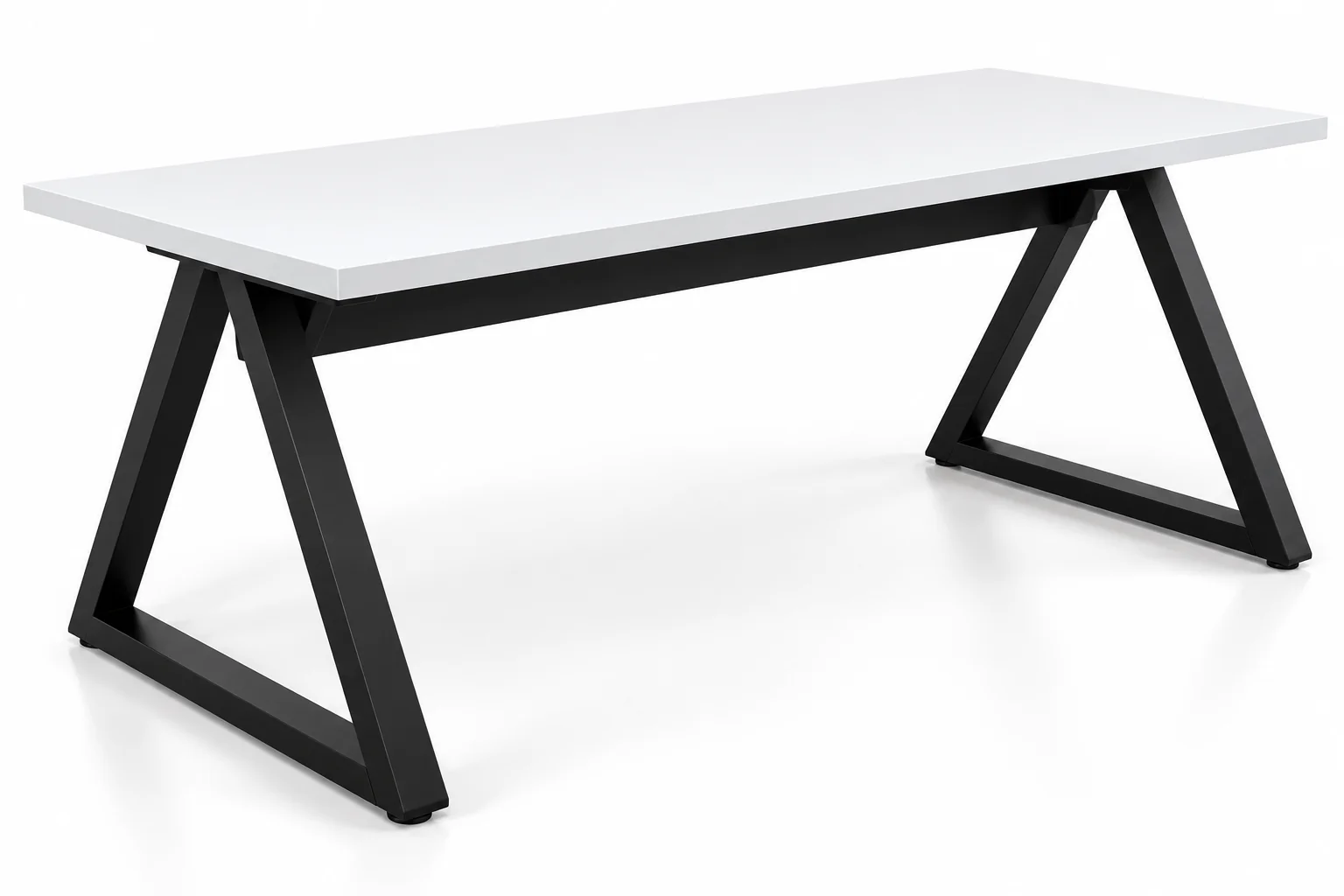 Bureau Horizon Blanc — Plateau blanc · Pieds noirs inclinés